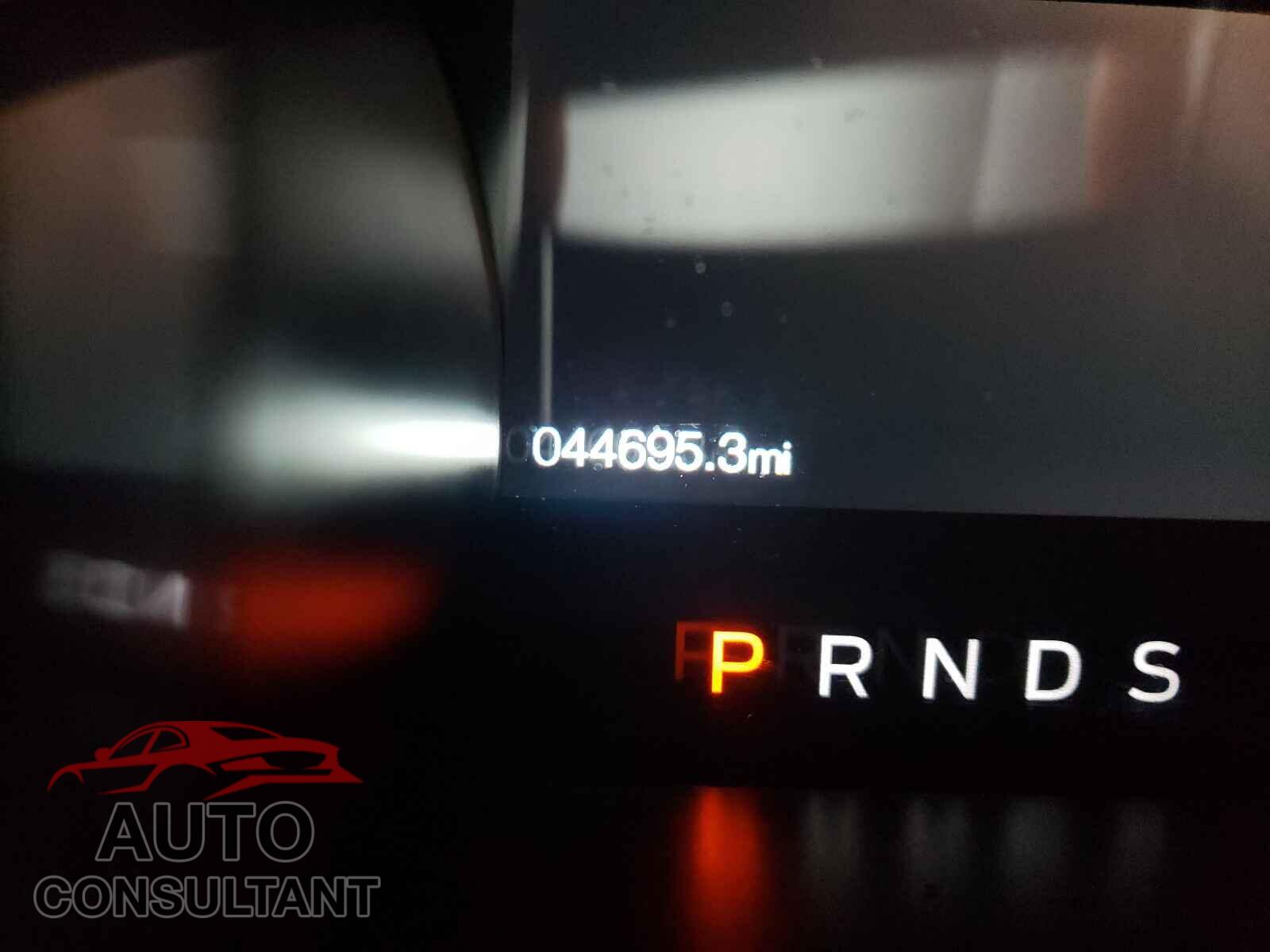 FORD MUSTANG 2018 - 1FA6P8TH7J5129899