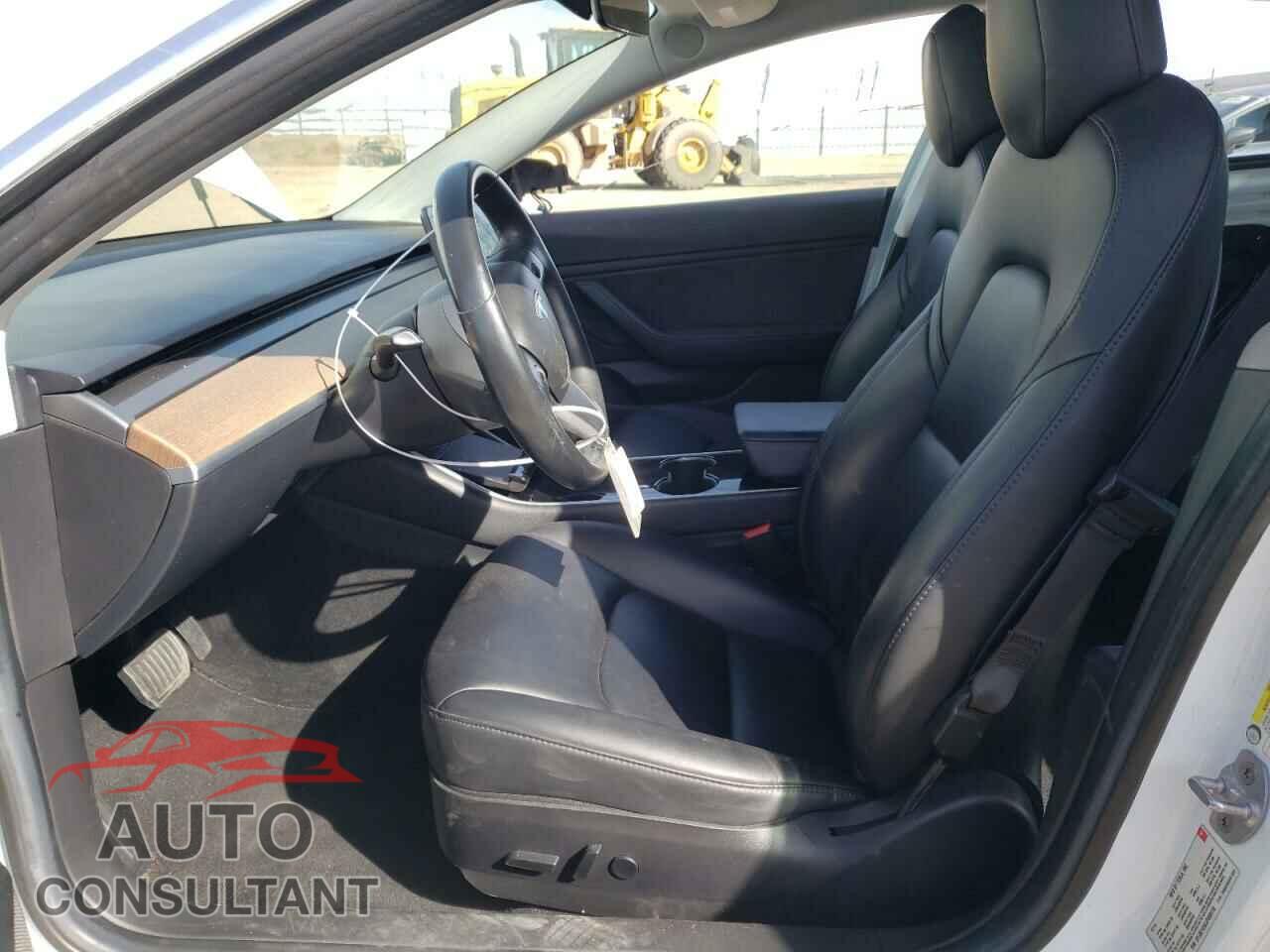 TESLA MODEL 3 2018 - 5YJ3E1EA2JF059110