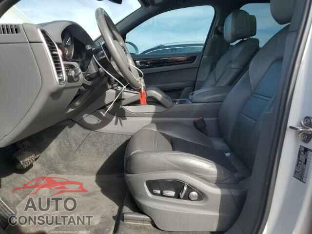 PORSCHE CAYENNE 2020 - WP1AA2AY6LDA03594