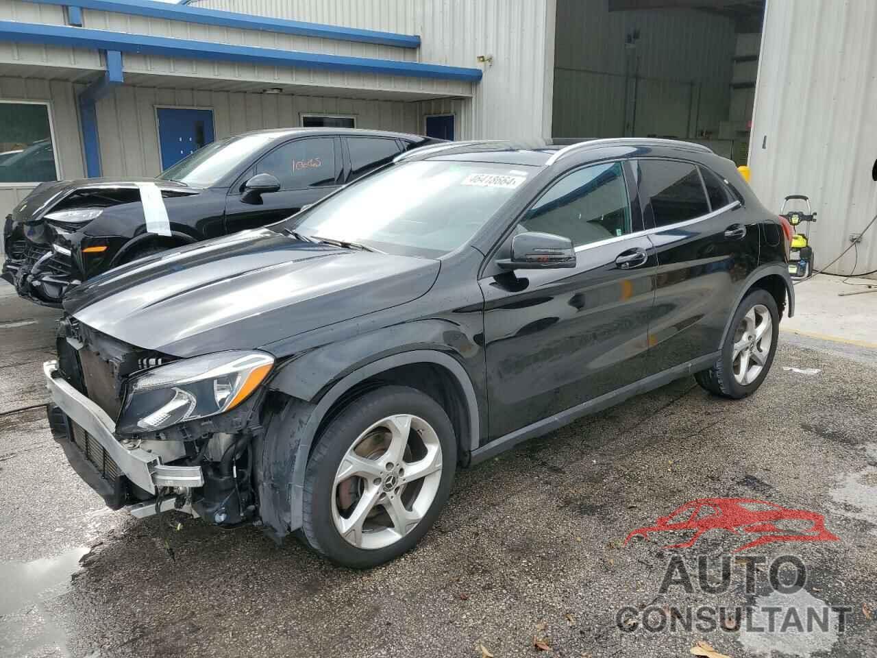 MERCEDES-BENZ GLA-CLASS 2018 - WDCTG4EB2JJ461376