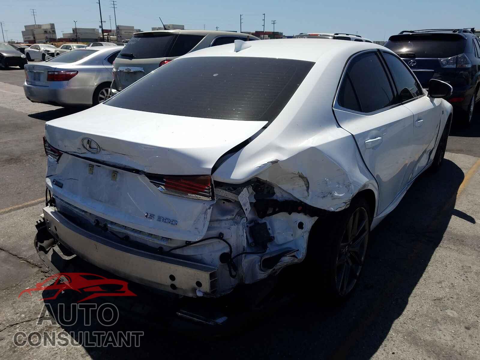 LEXUS IS 2018 - JTHBA1D26J5071021