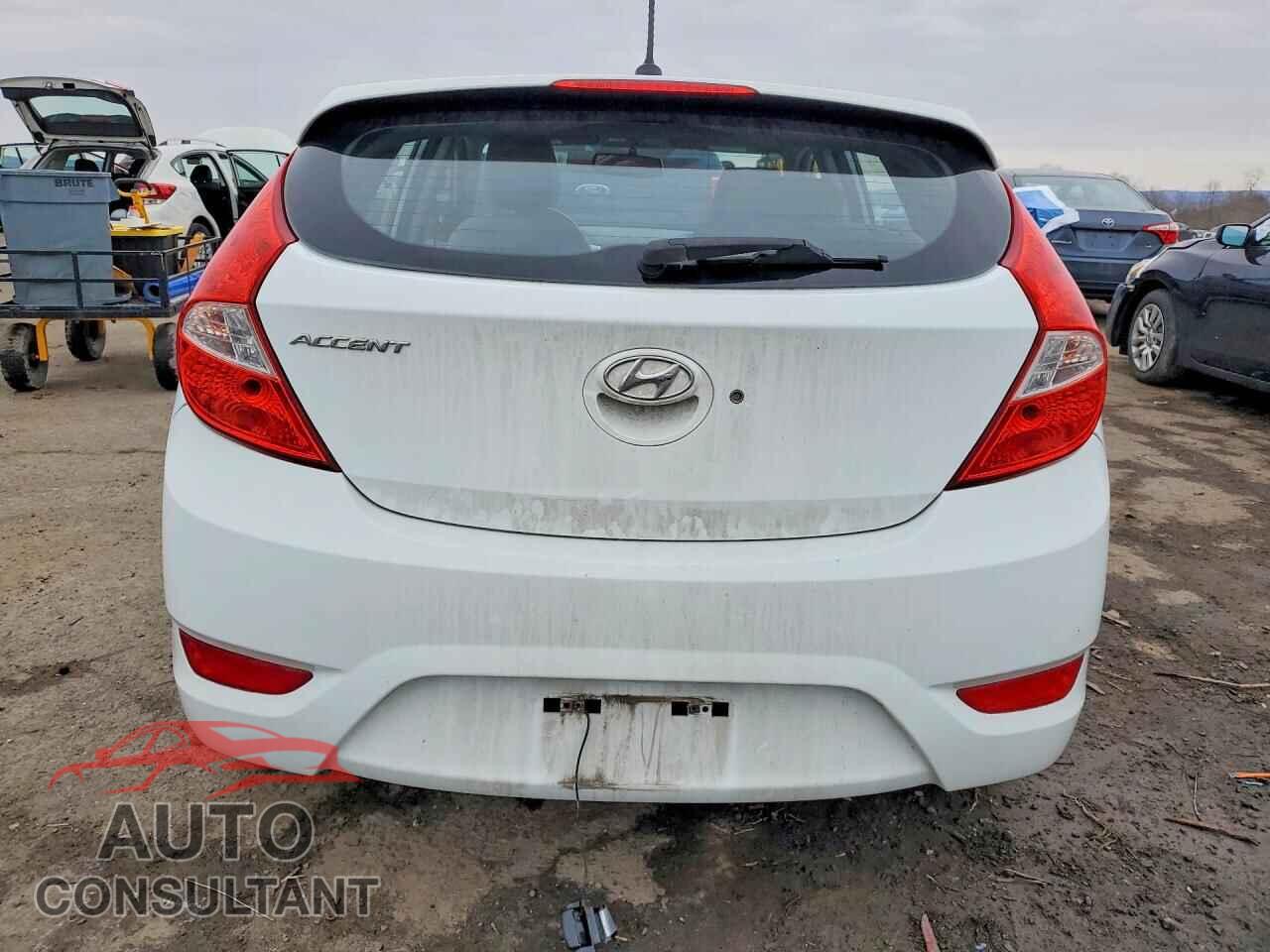 HYUNDAI ACCENT 2013 - KMHCU5AE2DU066469