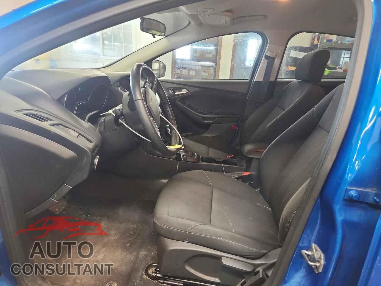 FORD FOCUS 2017 - 1FADP3F20HL243122