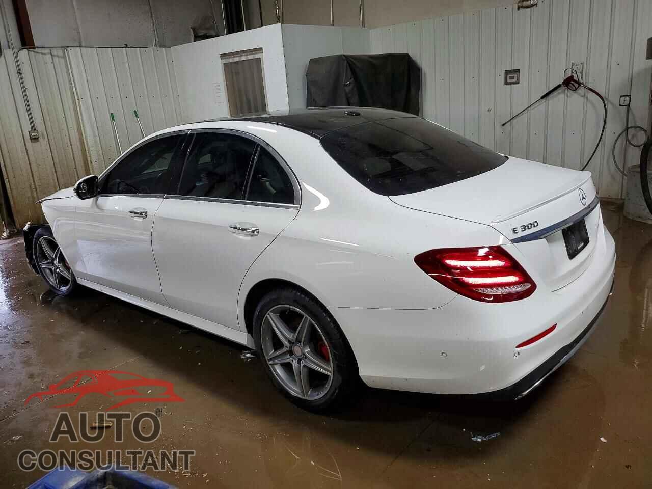 MERCEDES-BENZ E-CLASS 2017 - WDDZF4KB0HA062747