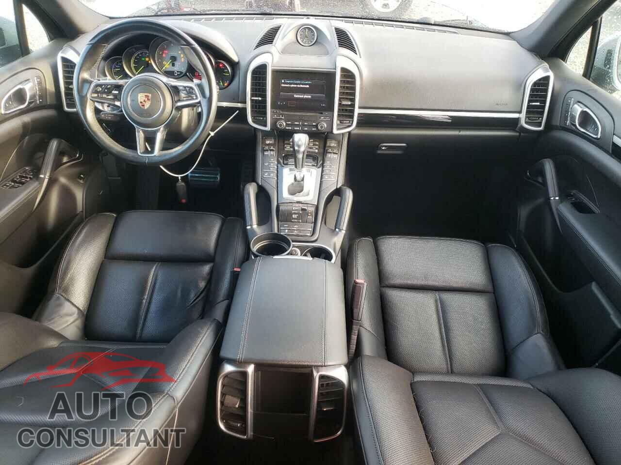 PORSCHE CAYENNE 2017 - WP1AE2A2XHLA71765