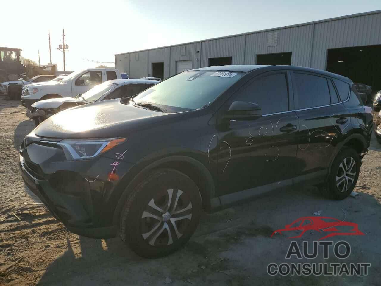 TOYOTA RAV4 2018 - 2T3ZFREV1JW444824