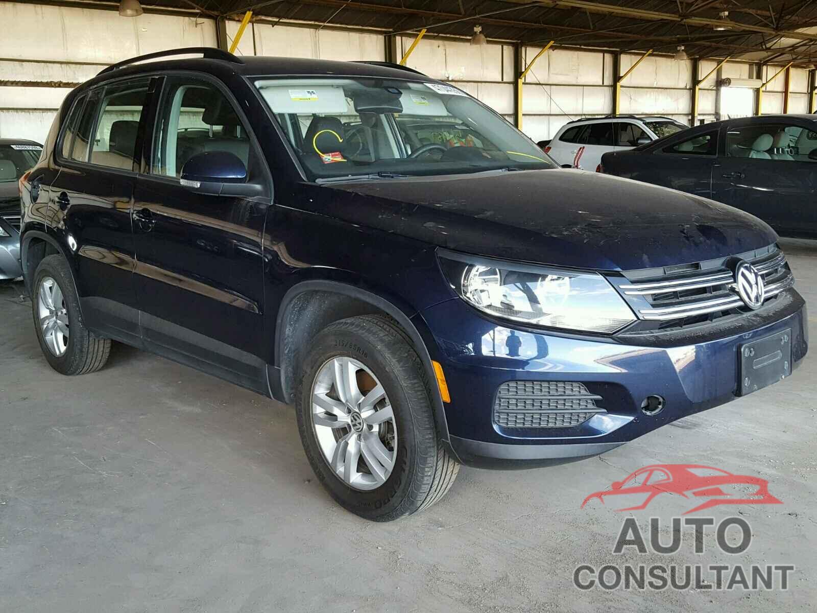 VOLKSWAGEN TIGUAN S 2016 - WVGAV7AXXGW539724