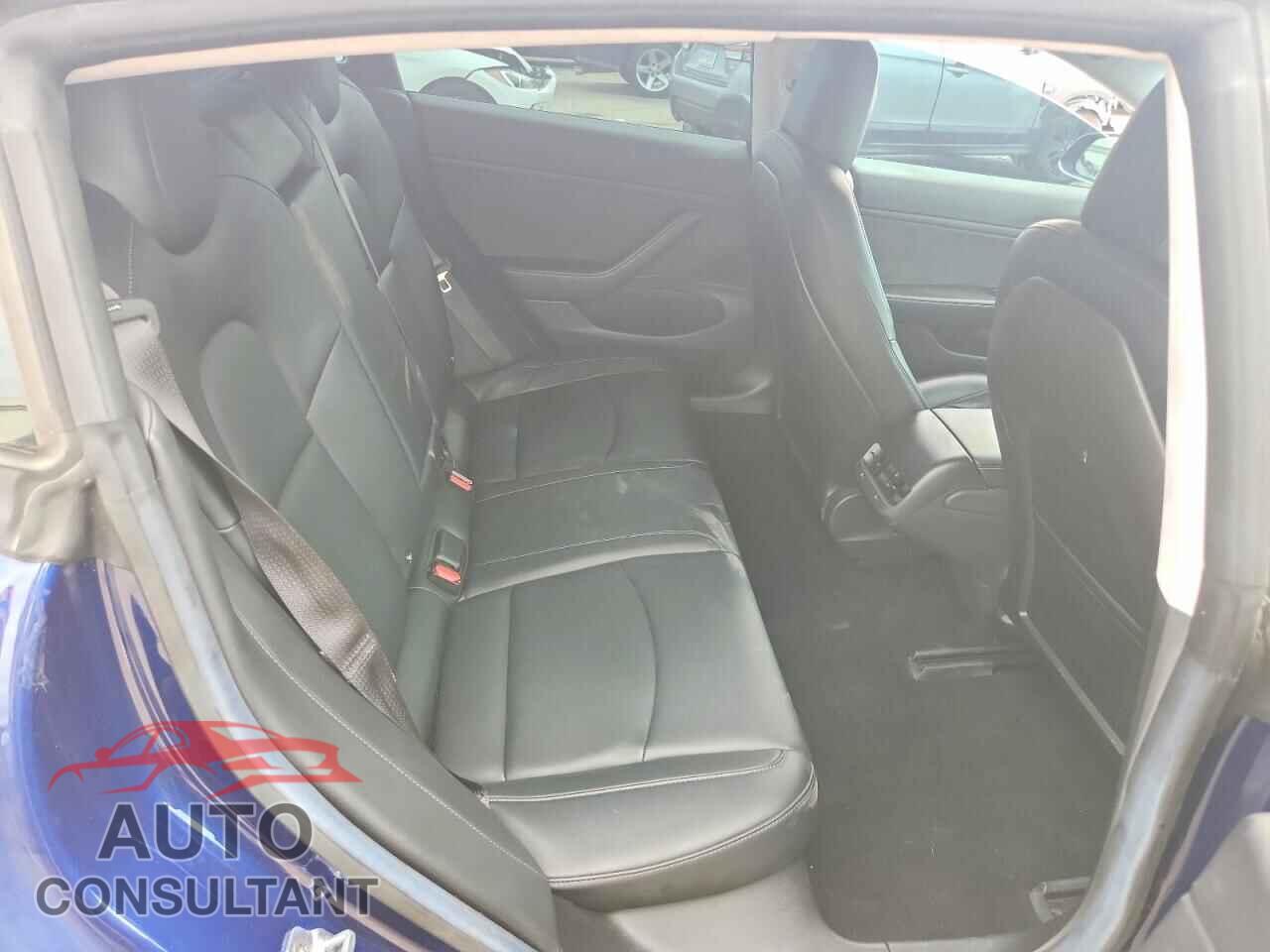 TESLA MODEL 3 2017 - 5YJ3E1EA5HF001051