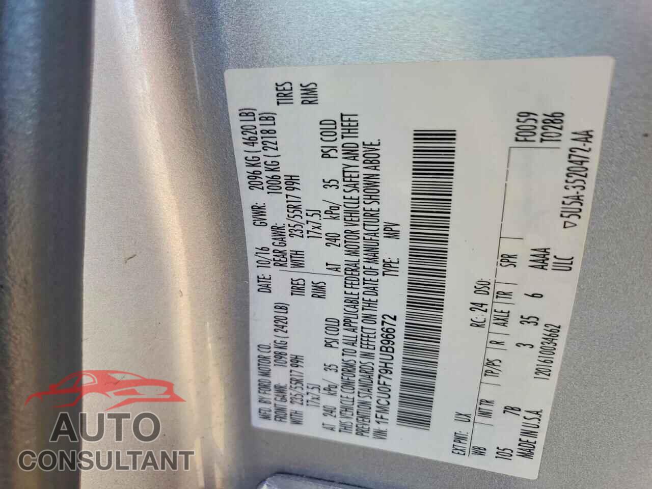 FORD ESCAPE 2017 - 1FMCU0F79HUB96672