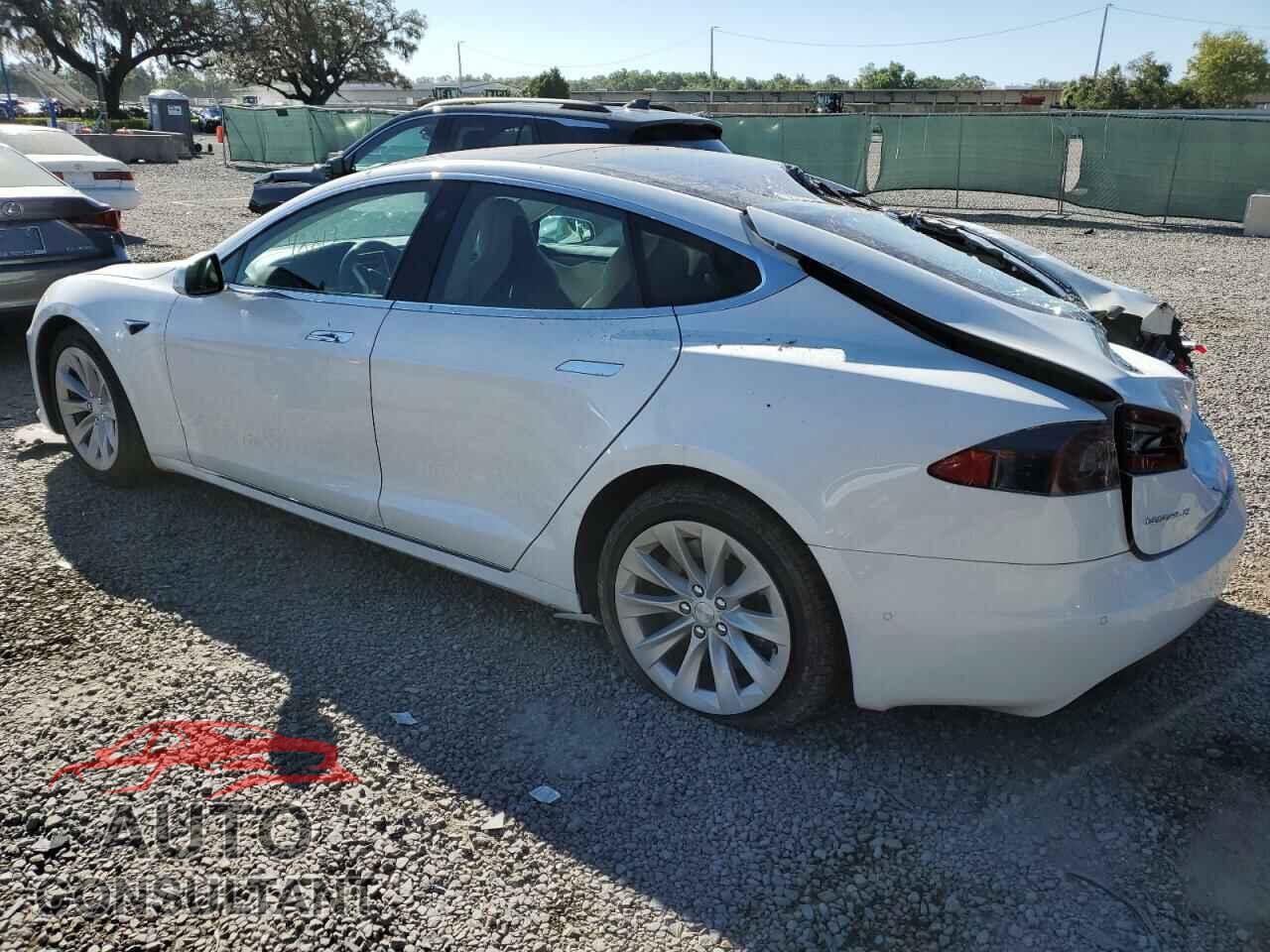 TESLA MODEL S 2018 - 5YJSA1E20JF245115