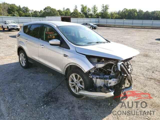 FORD ESCAPE 2017 - 1FMCU0GD7HUC08922