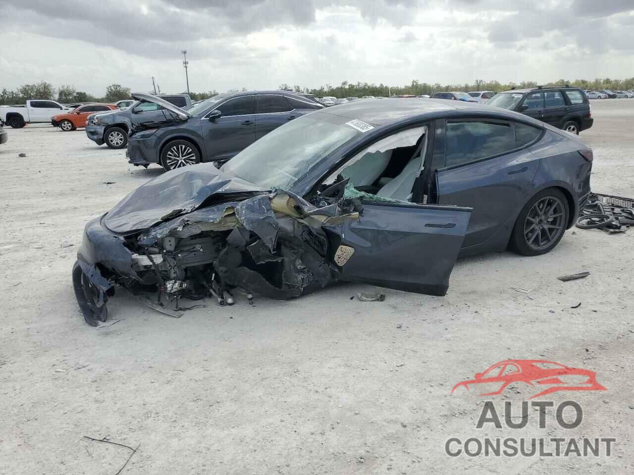 TESLA MODEL 3 2022 - 5YJ3E1EA4NF342324