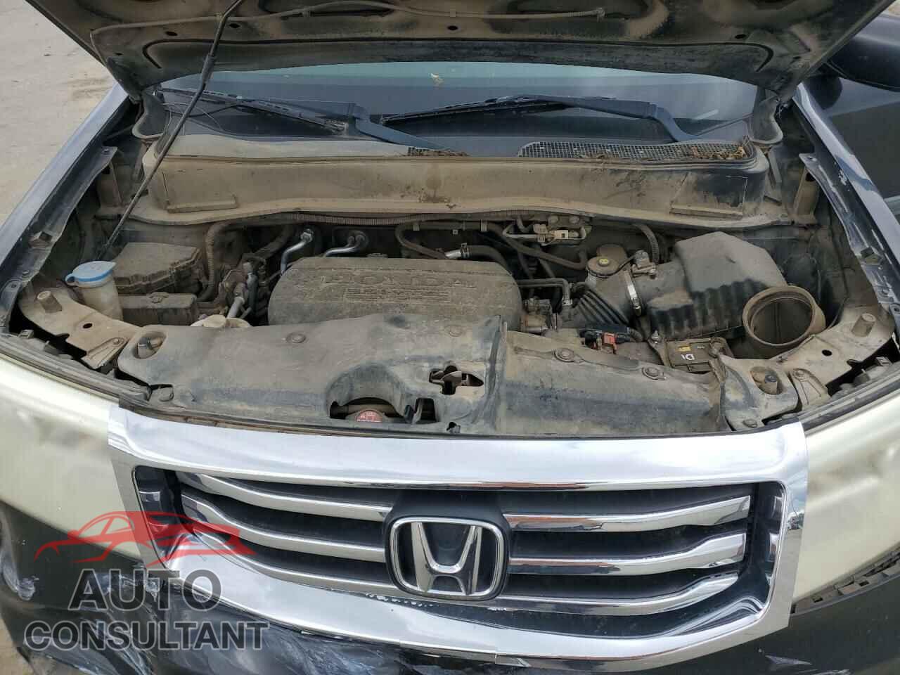 HONDA PILOT 2013 - 5FNYF3H21DB044184