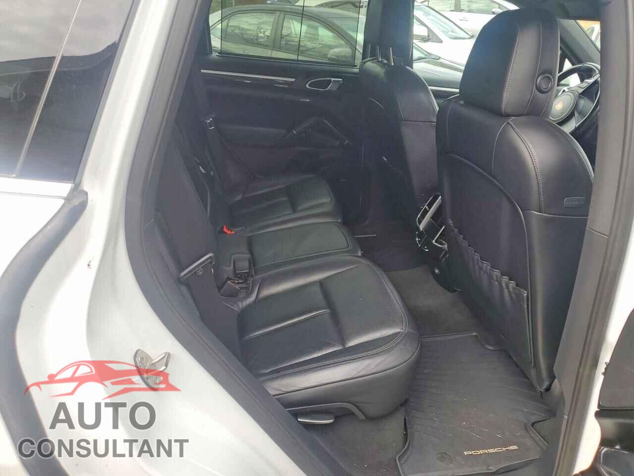 PORSCHE CAYENNE 2012 - WP1AE2A28CLA92574