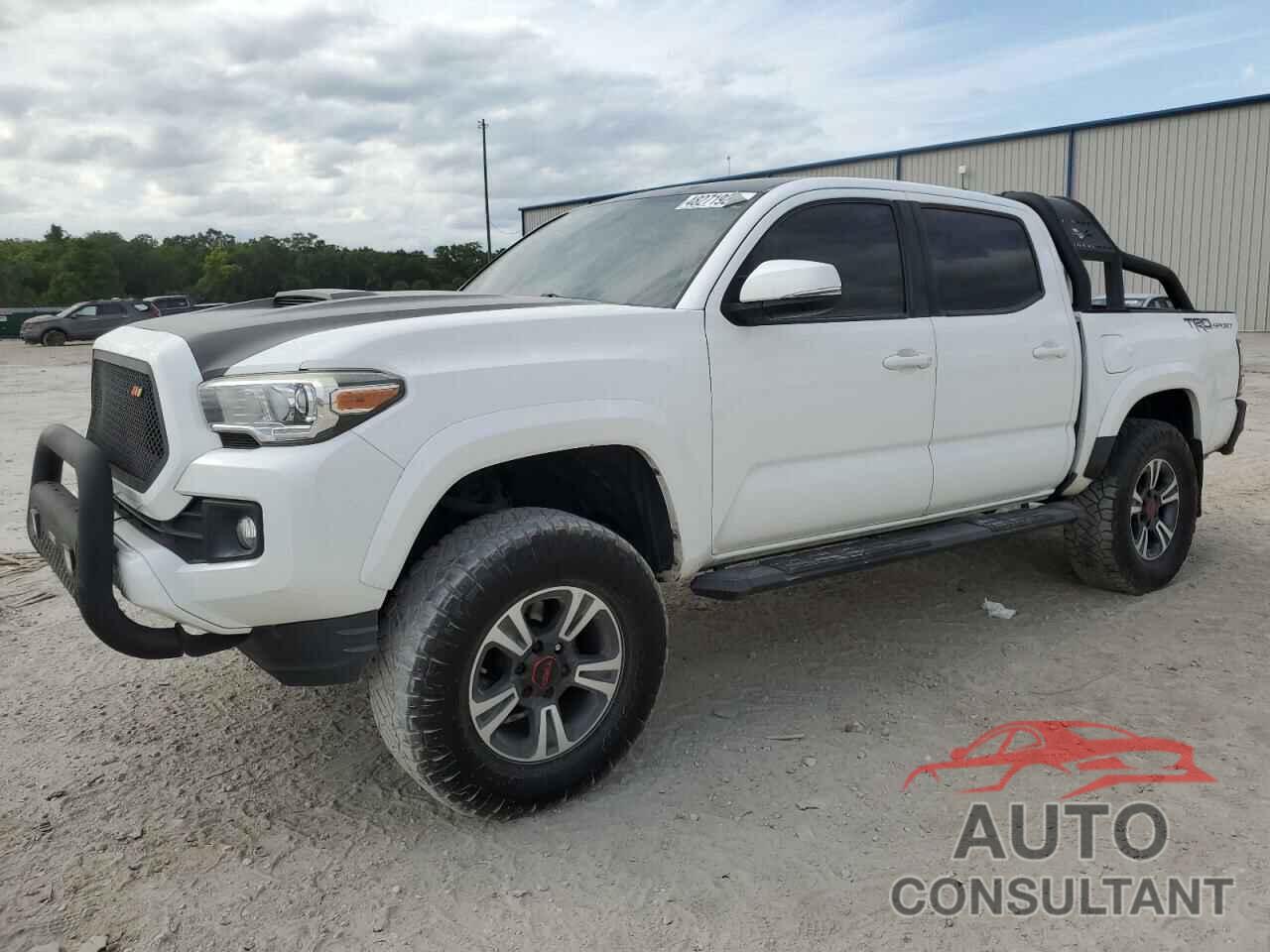 TOYOTA TACOMA 2017 - 5TFAZ5CN9HX053930