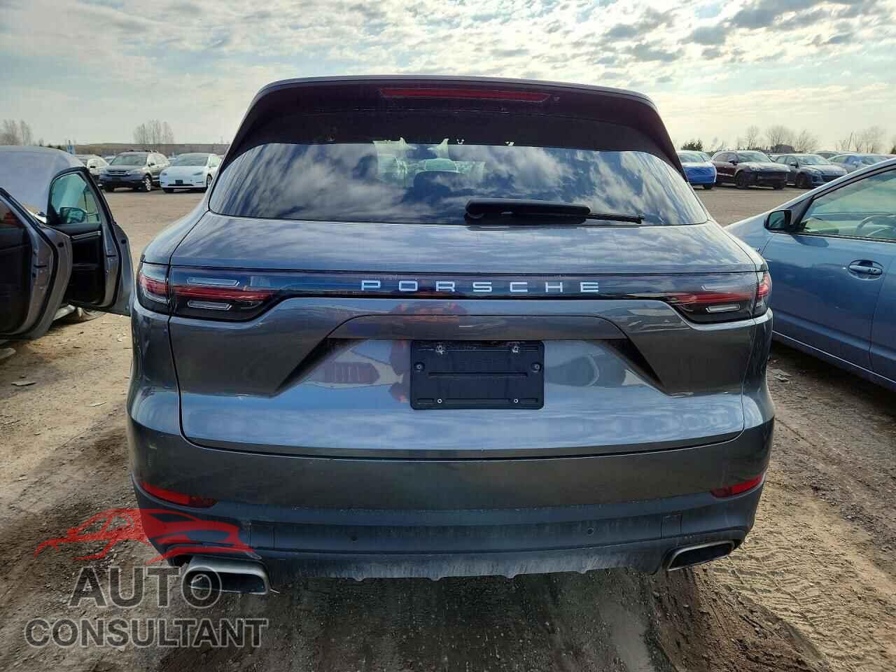 PORSCHE CAYENNE 2019 - WP1AA2AY3KDA17287