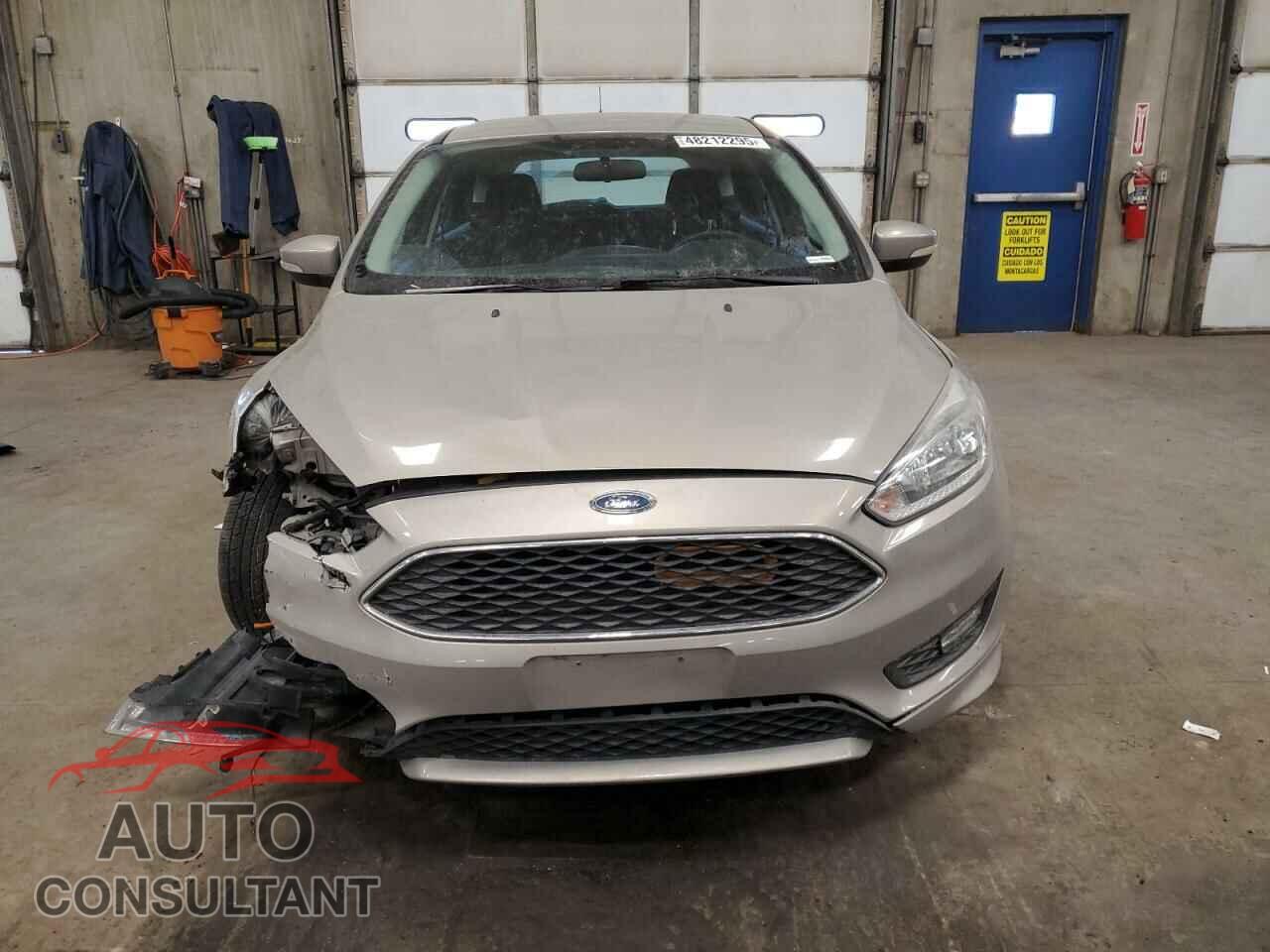 FORD FOCUS 2015 - 1FADP3K28FL294676