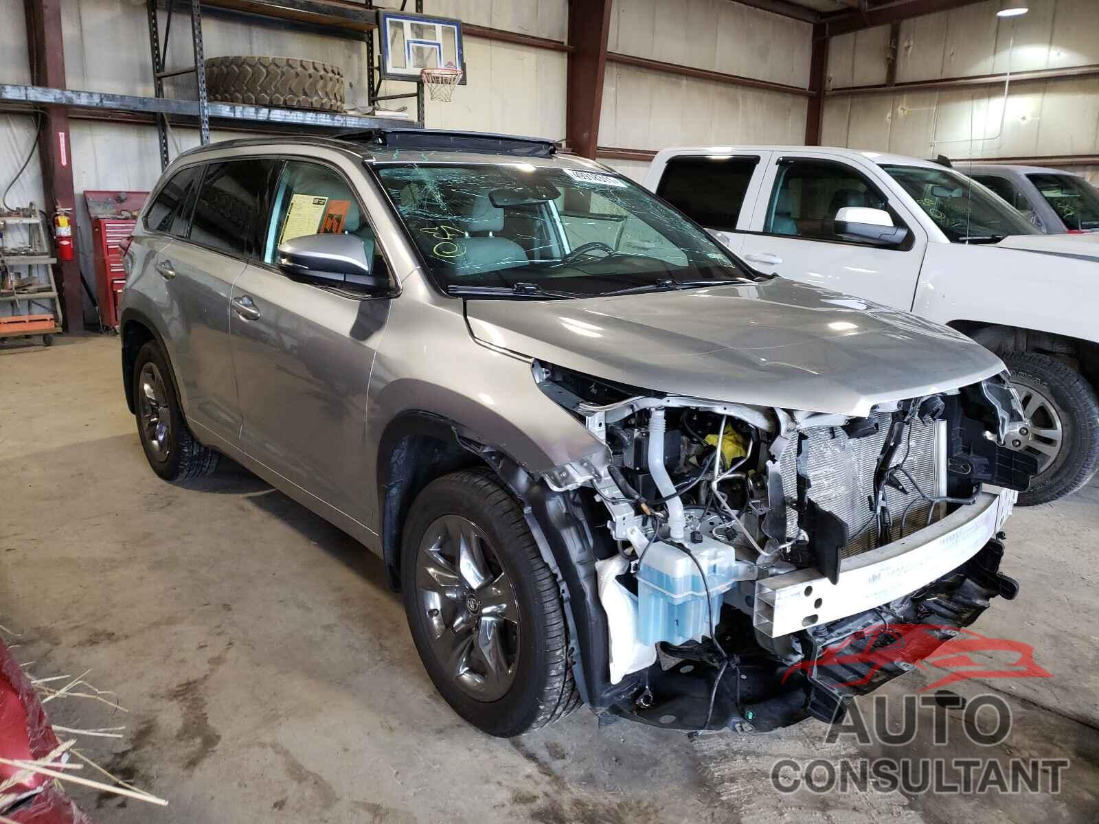 TOYOTA HIGHLANDER 2019 - 5TDDZRFH4KS928855