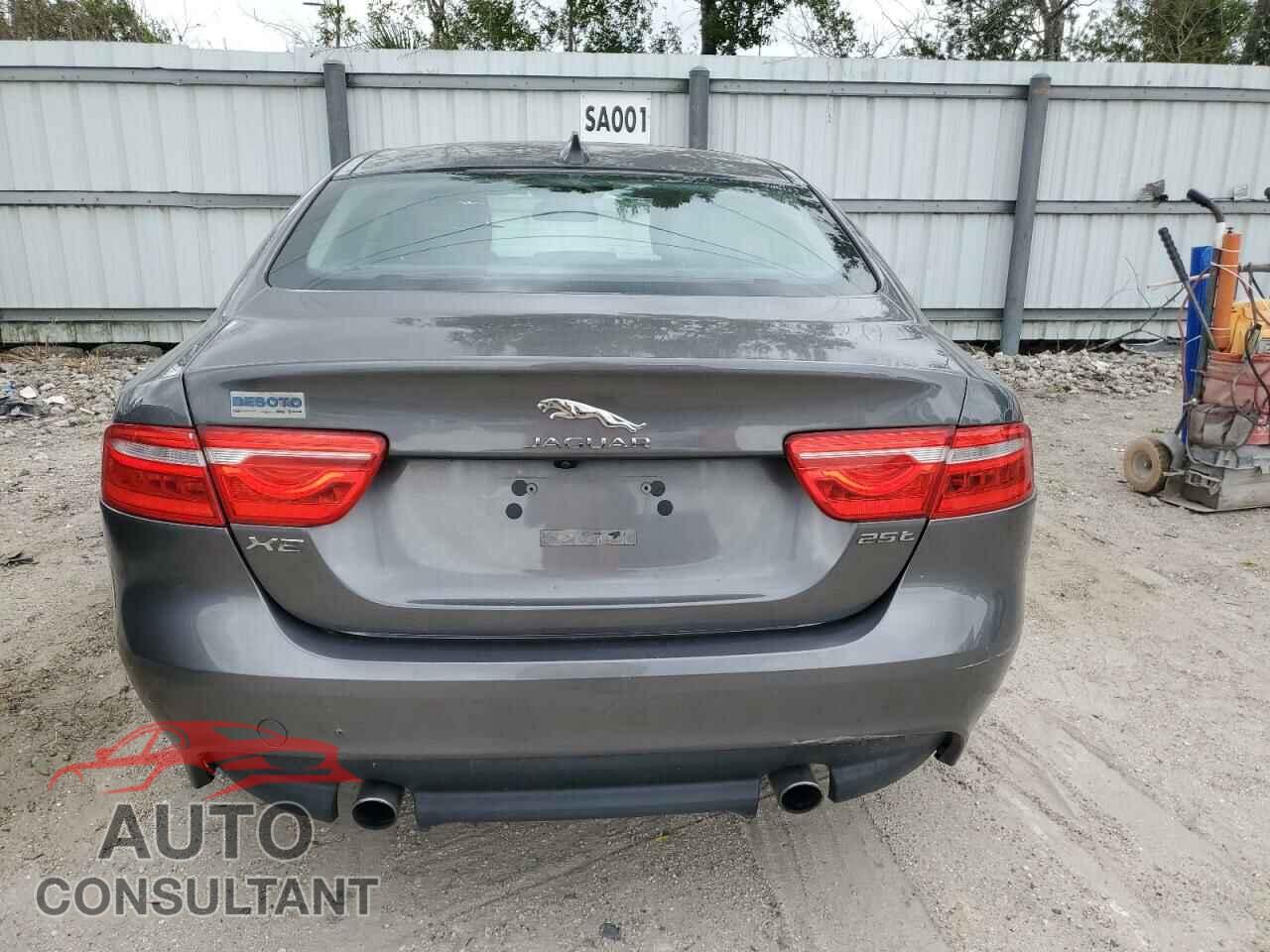 JAGUAR XE 2017 - SAJAD4BG2HA972913