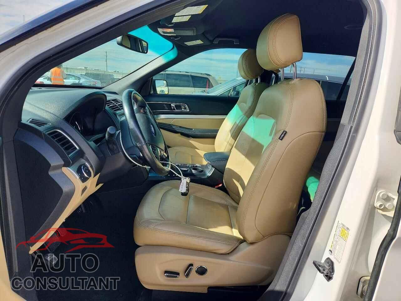 FORD EXPLORER 2016 - 1FM5K7D88GGC47238