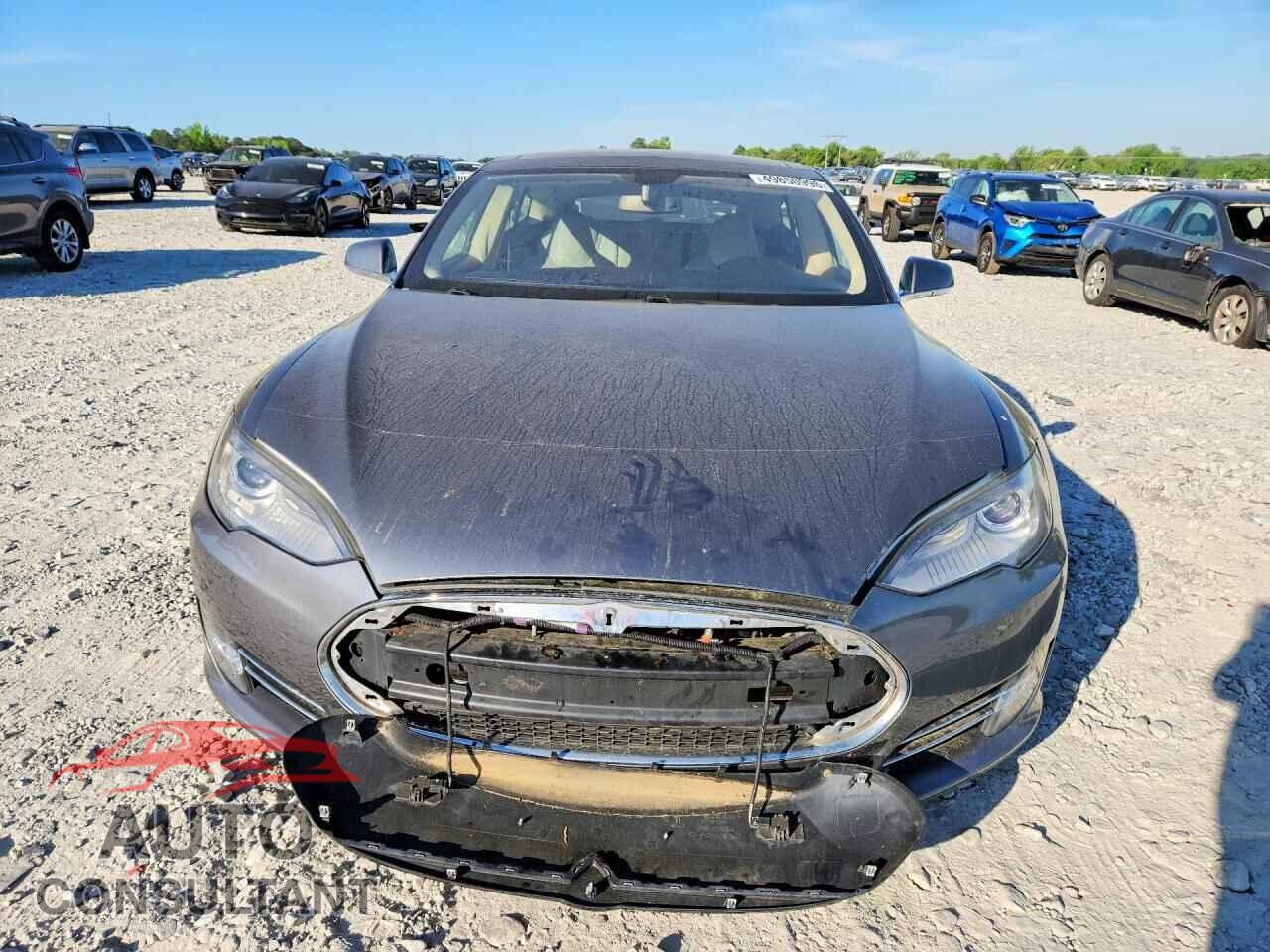 TESLA MODEL S 2013 - 5YJSA1CP0DFP24198