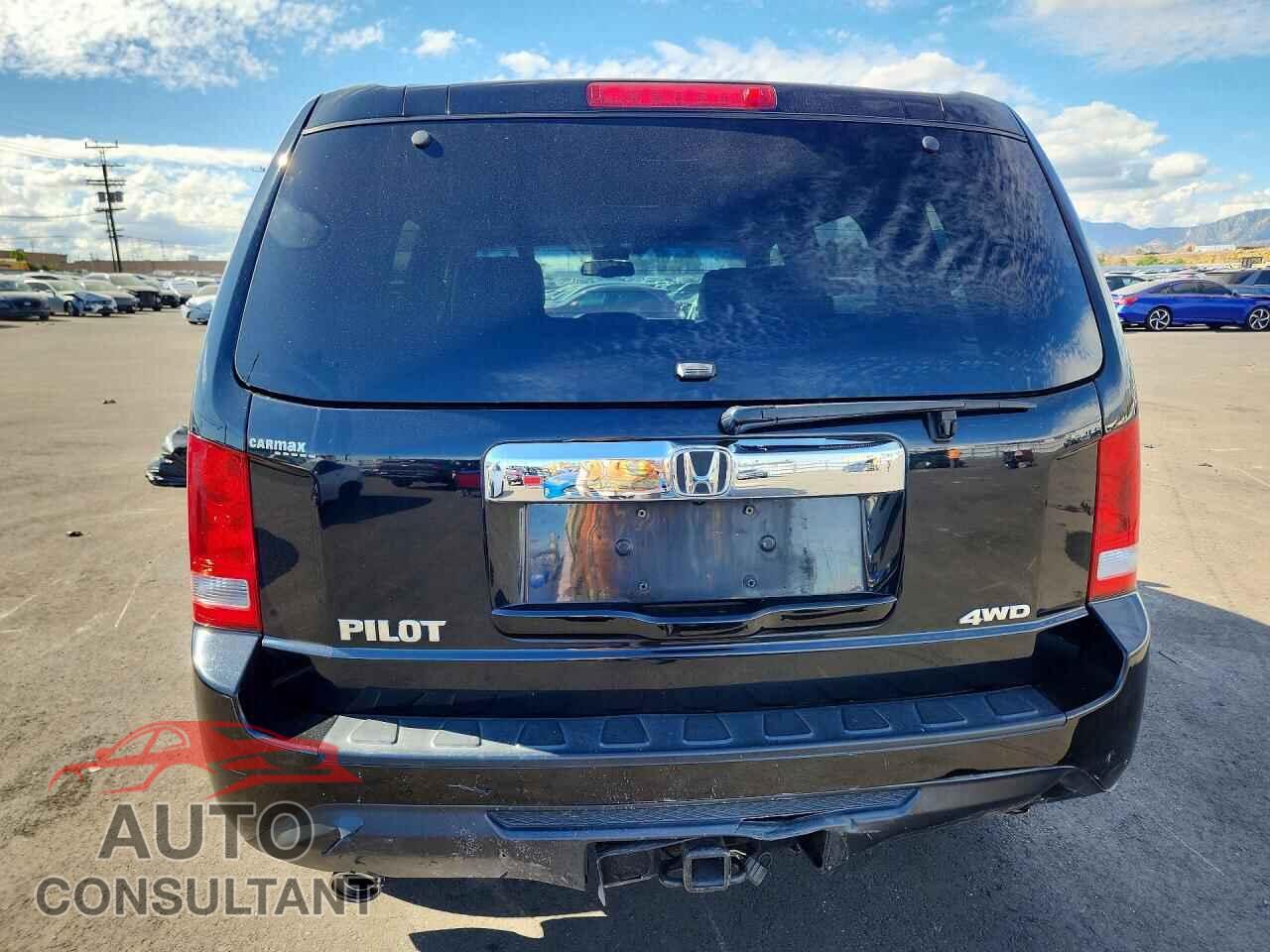 HONDA PILOT 2013 - 5FNYF4H72DB044003