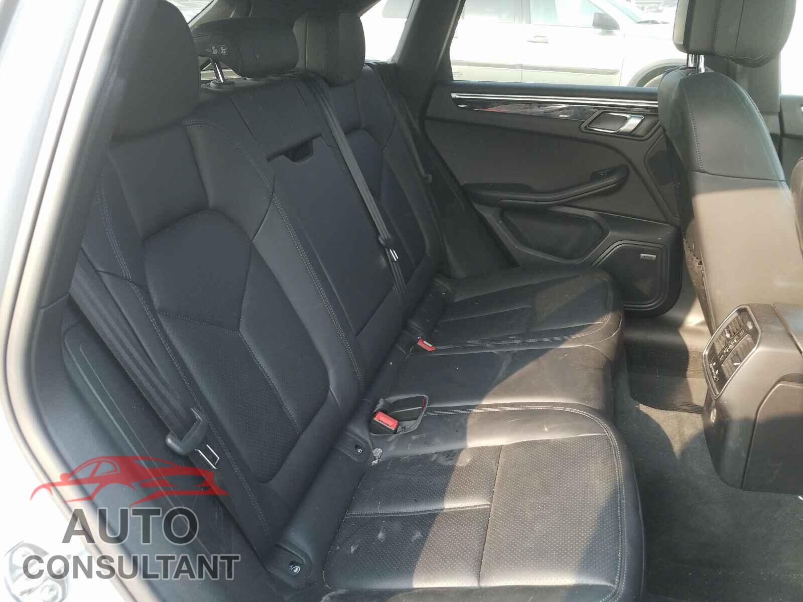PORSCHE MACAN 2018 - WP1AA2A53JLB00809