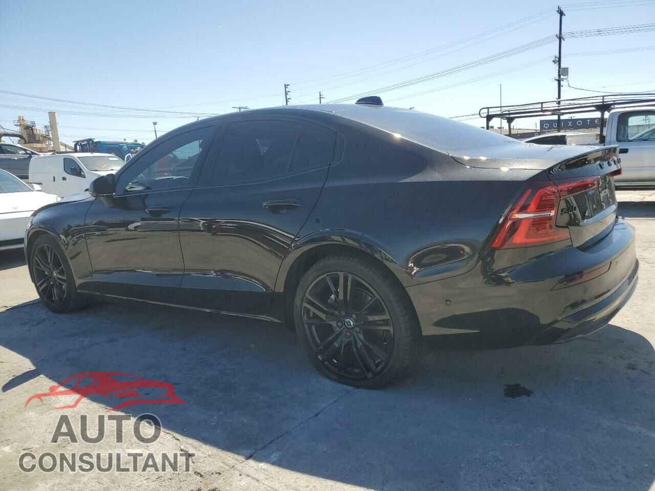 VOLVO S60 PLUS 2023 - 7JRL12FT0PG250400