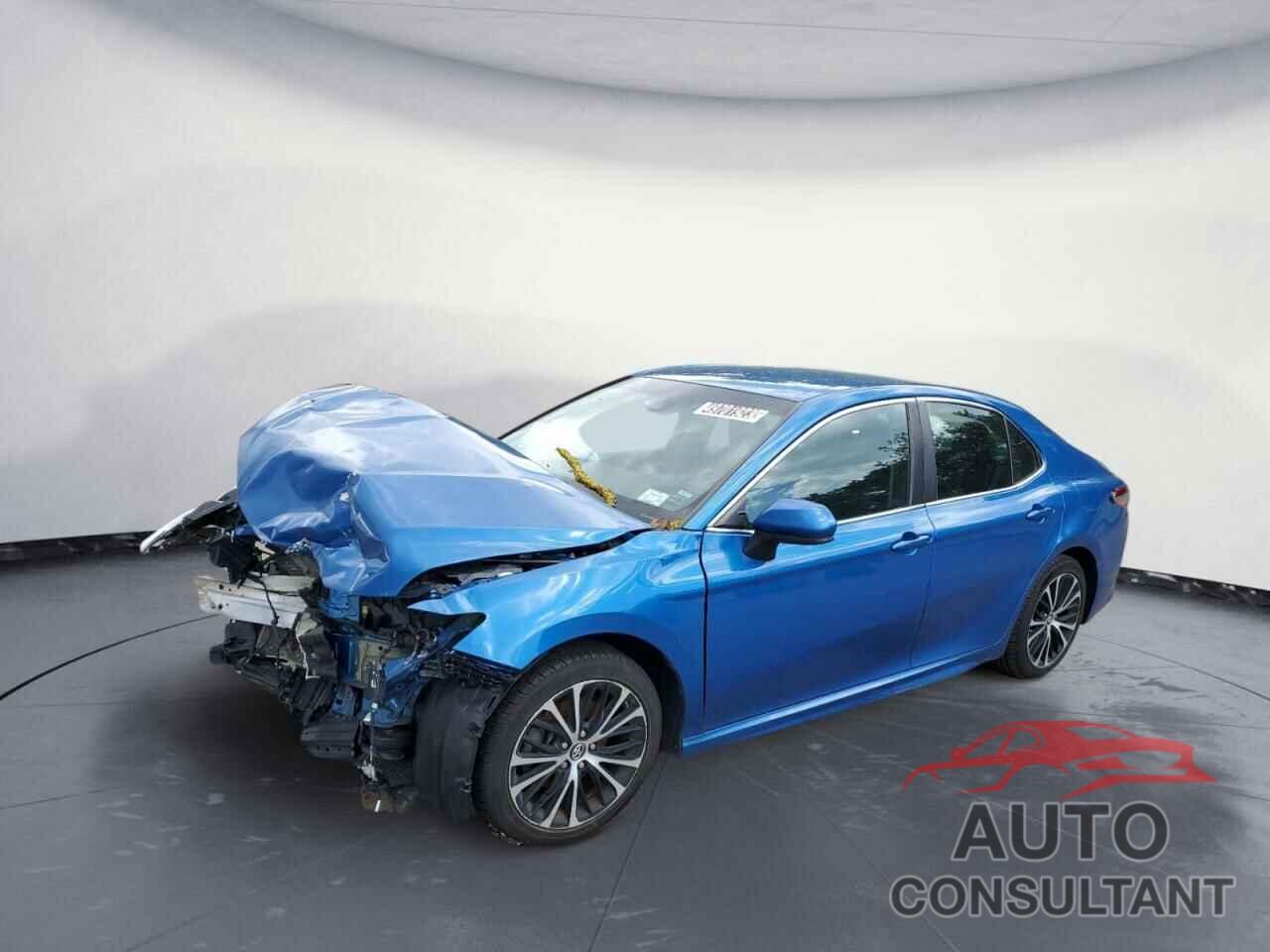 TOYOTA CAMRY 2018 - 4T1B11HK9JU016477