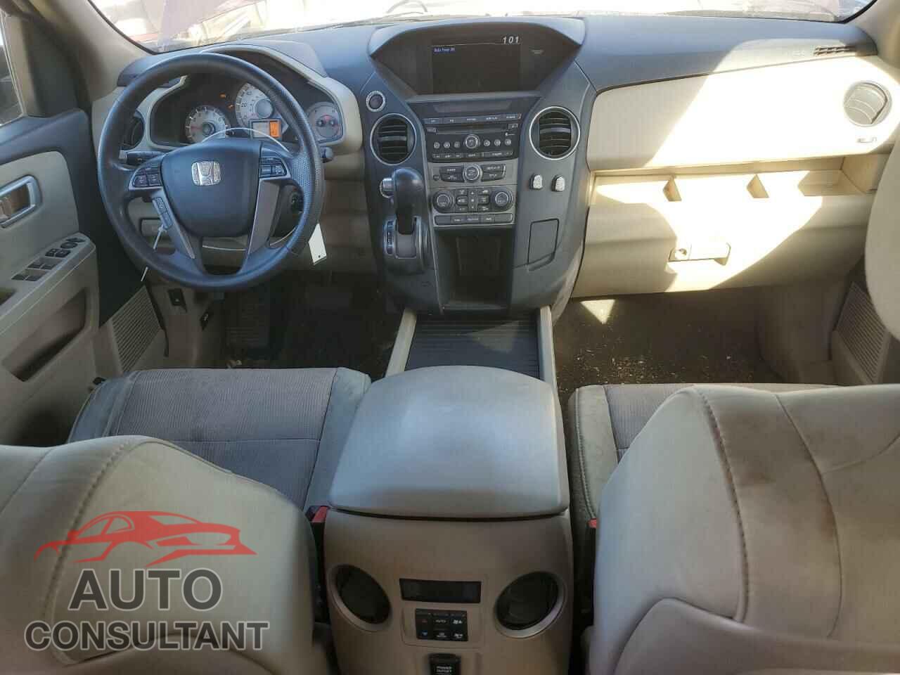 HONDA PILOT 2015 - 5FNYF4H44FB064150