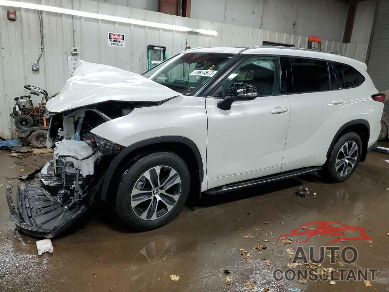 TOYOTA HIGHLANDER 2021 - 5TDHZRBH6MS550726
