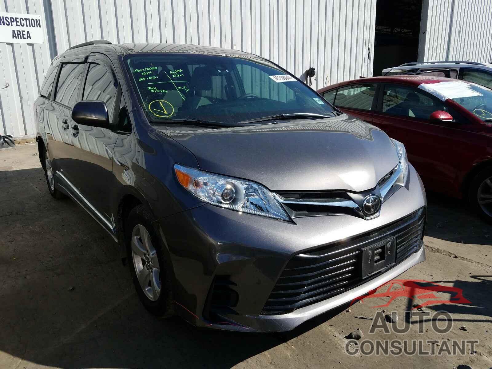 TOYOTA SIENNA 2018 - 5TDKZ3DC7JS946129