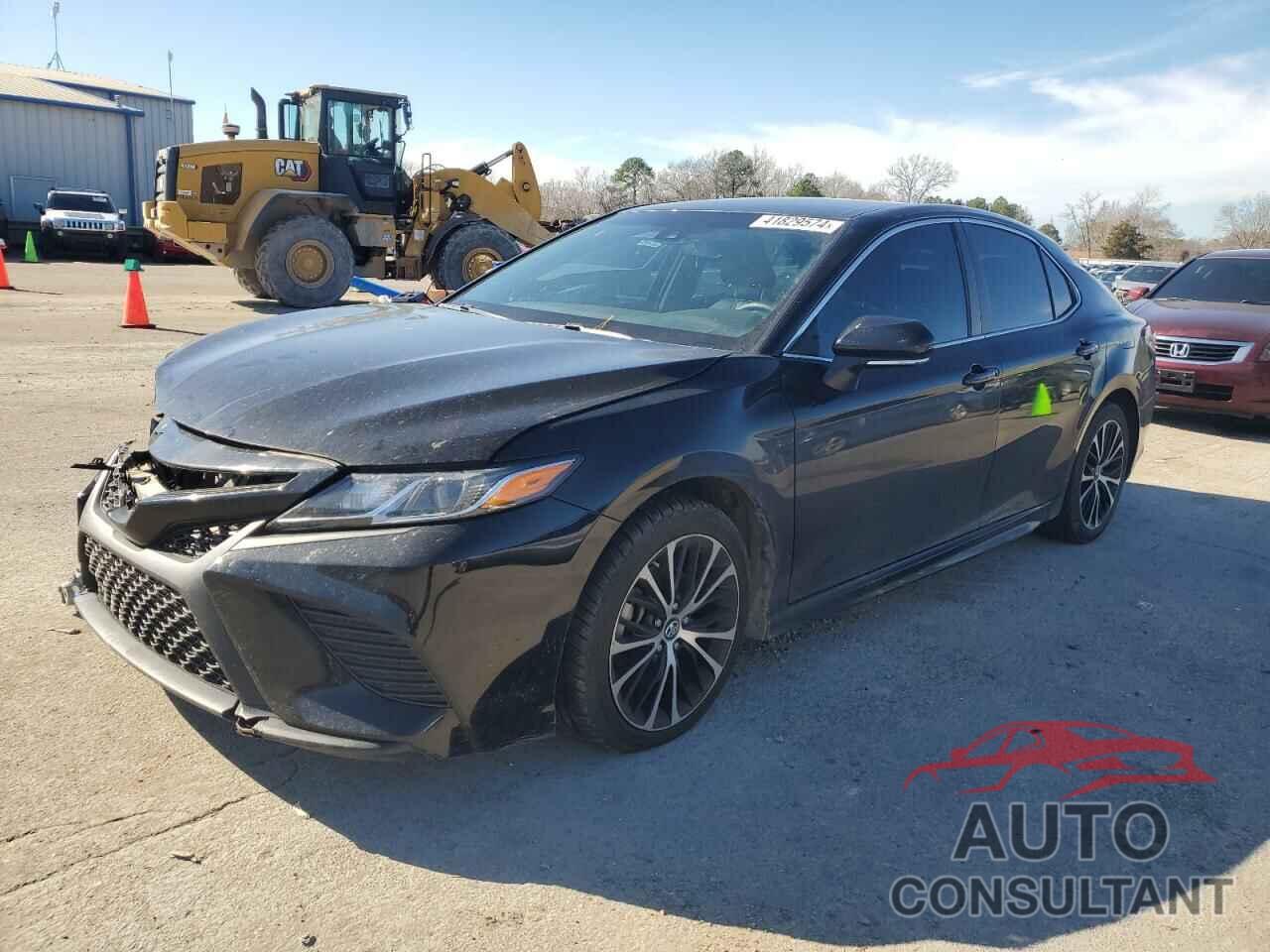 TOYOTA CAMRY 2018 - 4T1B11HK1JU139464