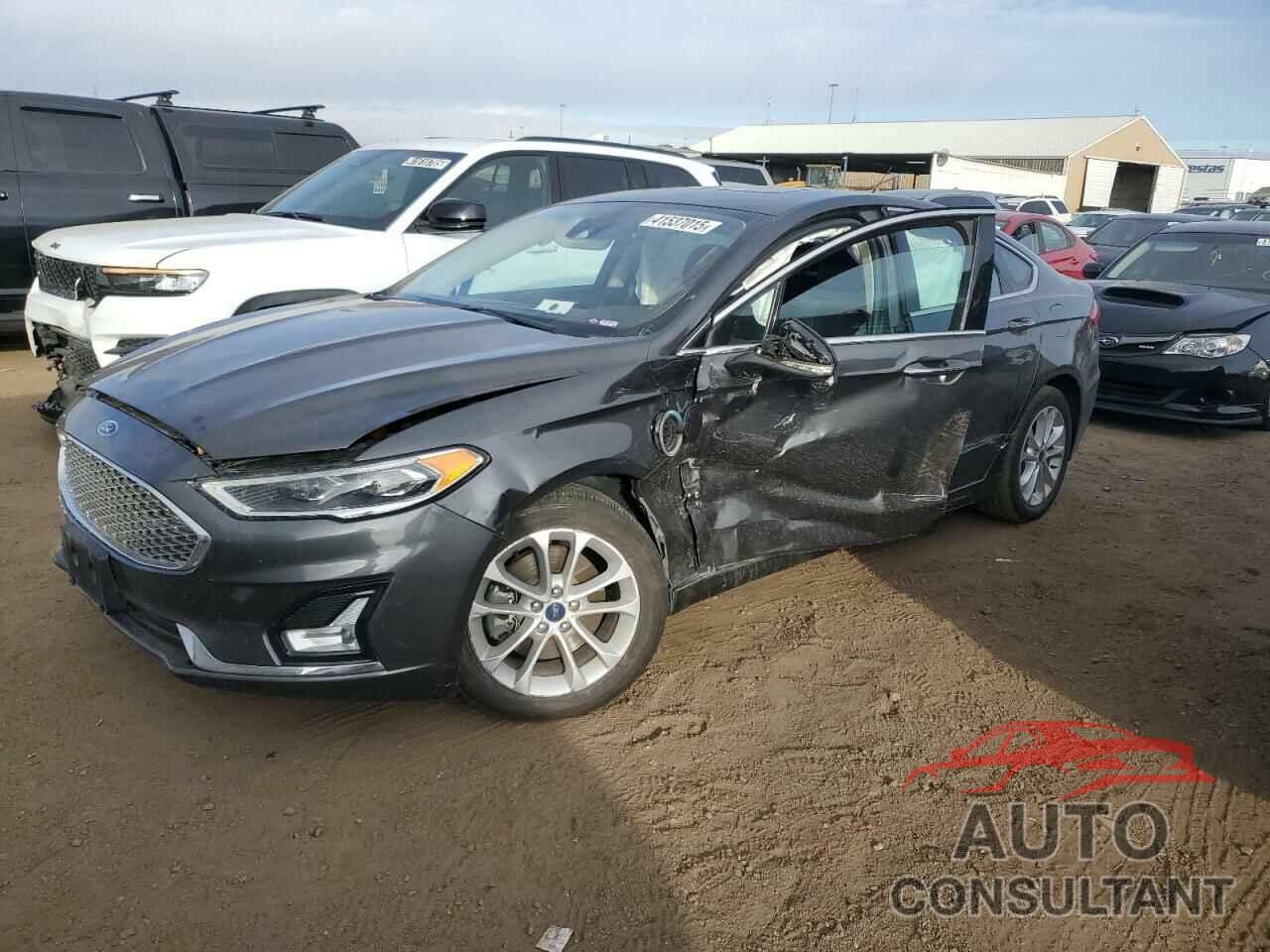 FORD FUSION 2019 - 3FA6P0SU2KR251133