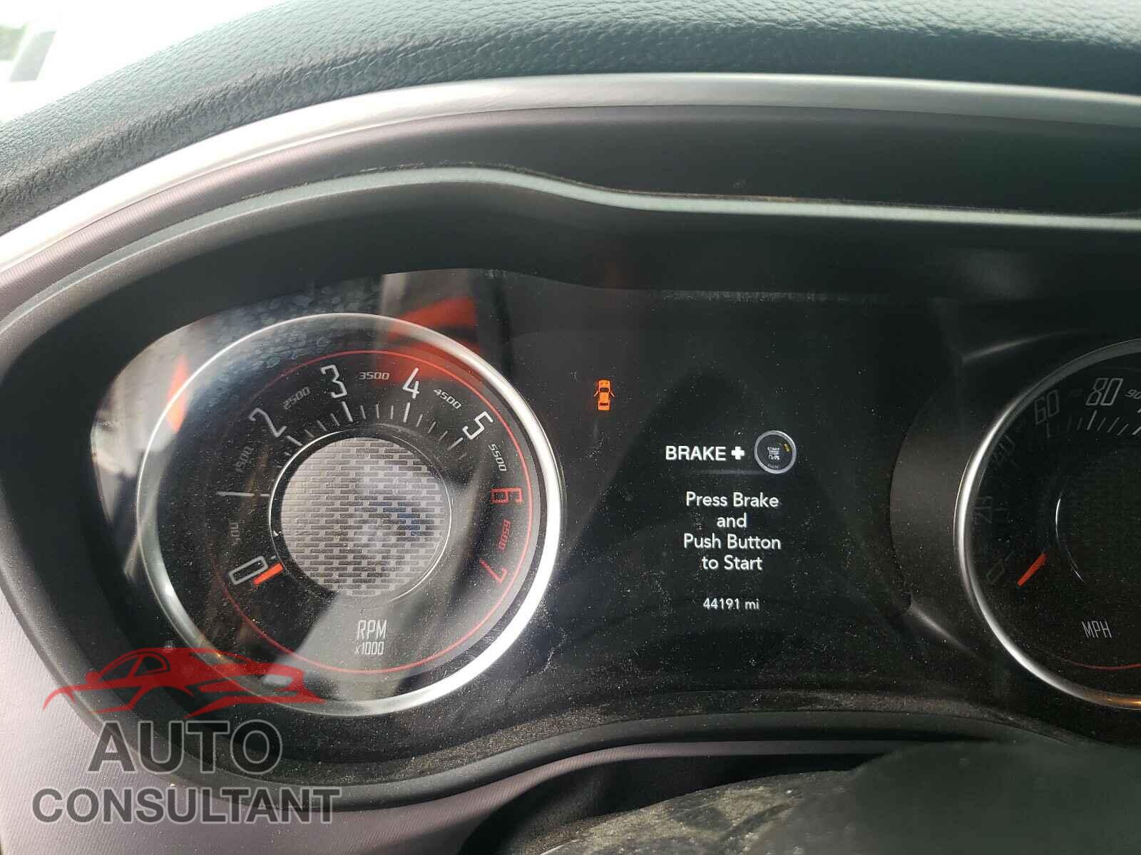DODGE CHALLENGER 2019 - 2C3CDZBT2KH578424