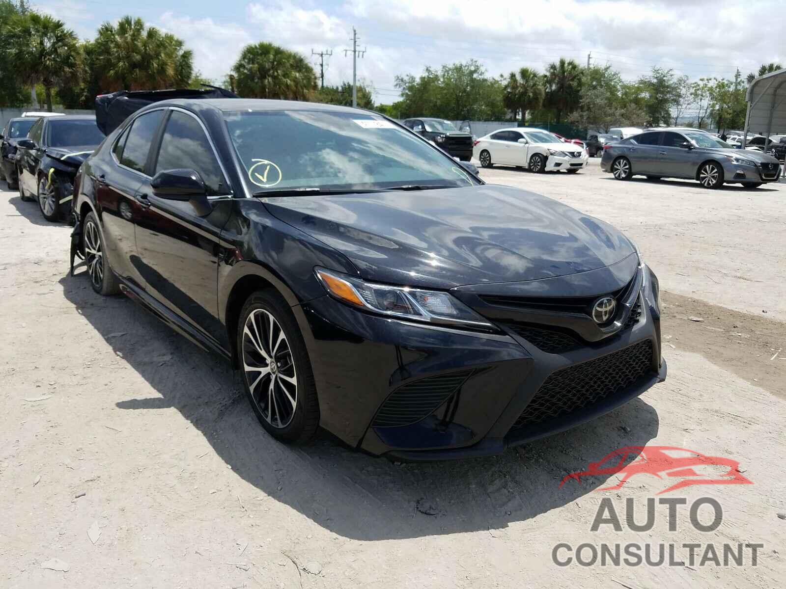 TOYOTA CAMRY 2020 - 4T1G11AK0LU974457