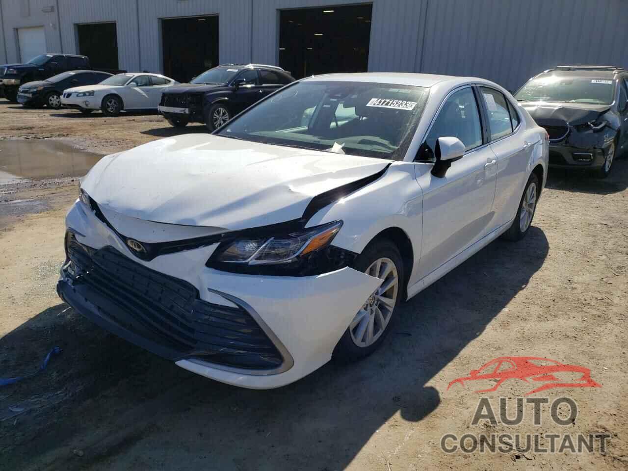 TOYOTA CAMRY 2023 - 4T1C11AK7PU094957