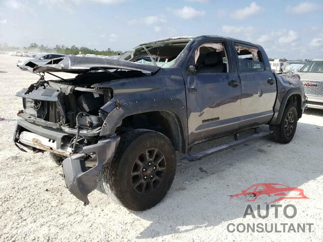 TOYOTA TUNDRA 2016 - 5TFDW5F15GX555721