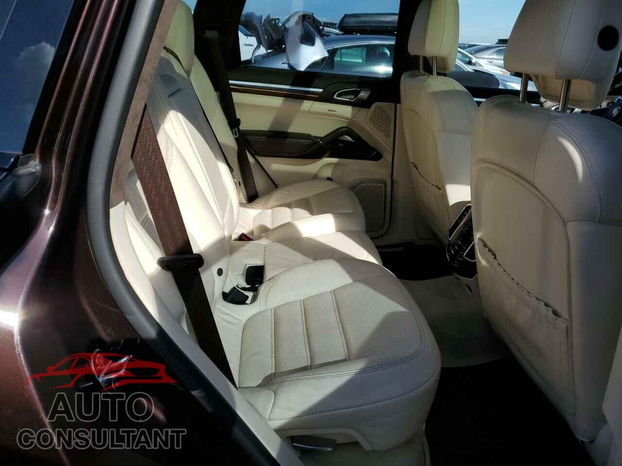 PORSCHE CAYENNE 2017 - WP1AC2A22HLA97265