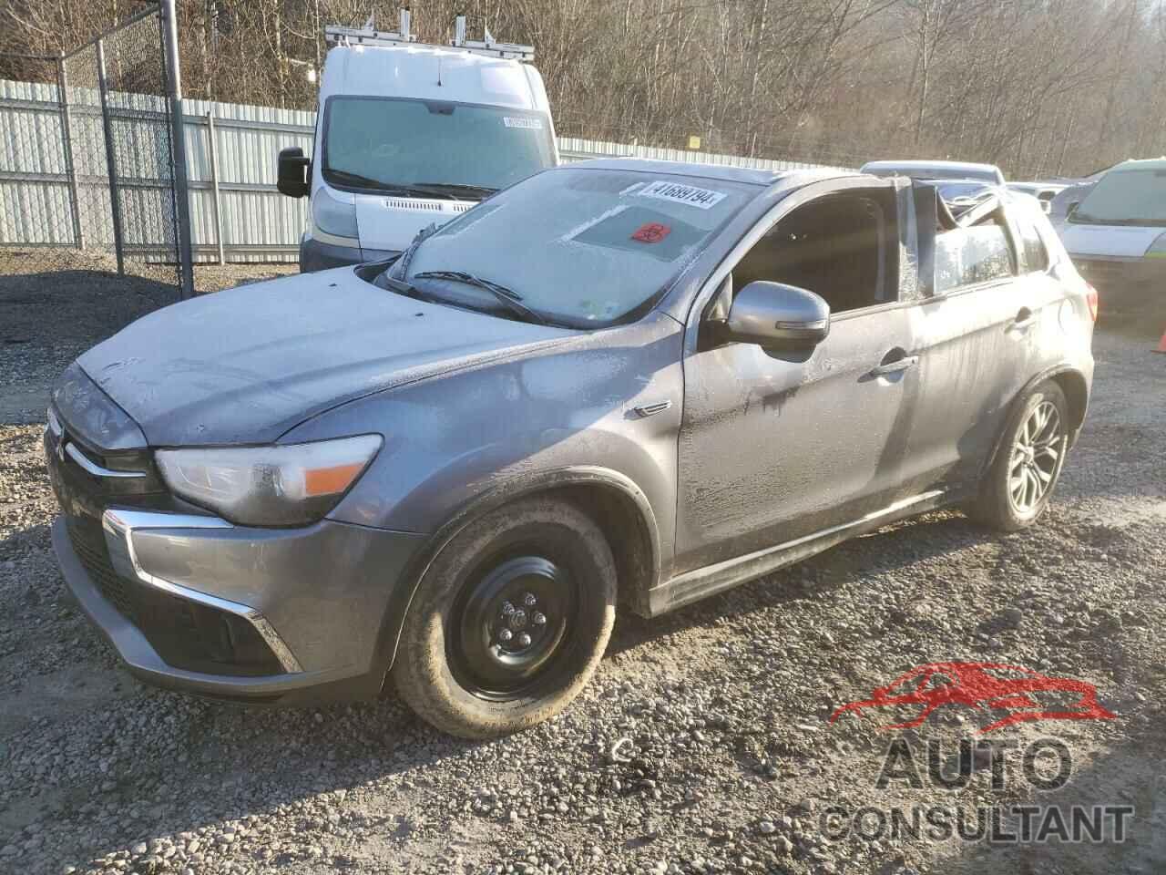 MITSUBISHI OUTLANDER 2018 - JA4AR3AUXJU016255