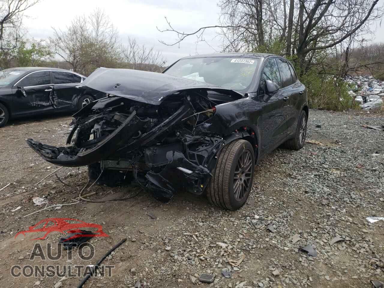 PORSCHE CAYENNE 2017 - WP1AA2A25HKA92105