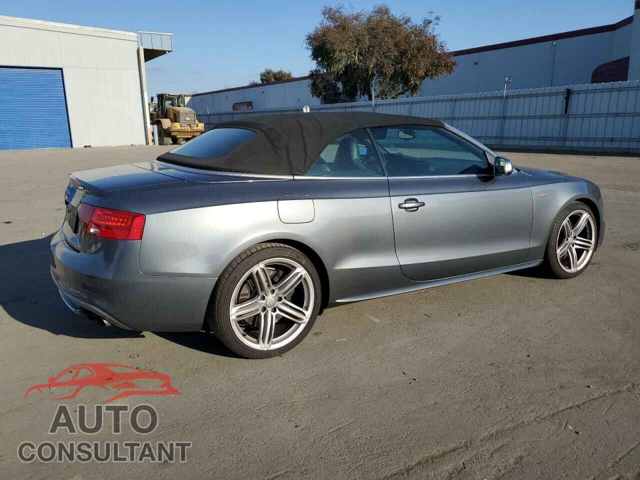 AUDI S5/RS5 2013 - WAUCGAFH0DN009797