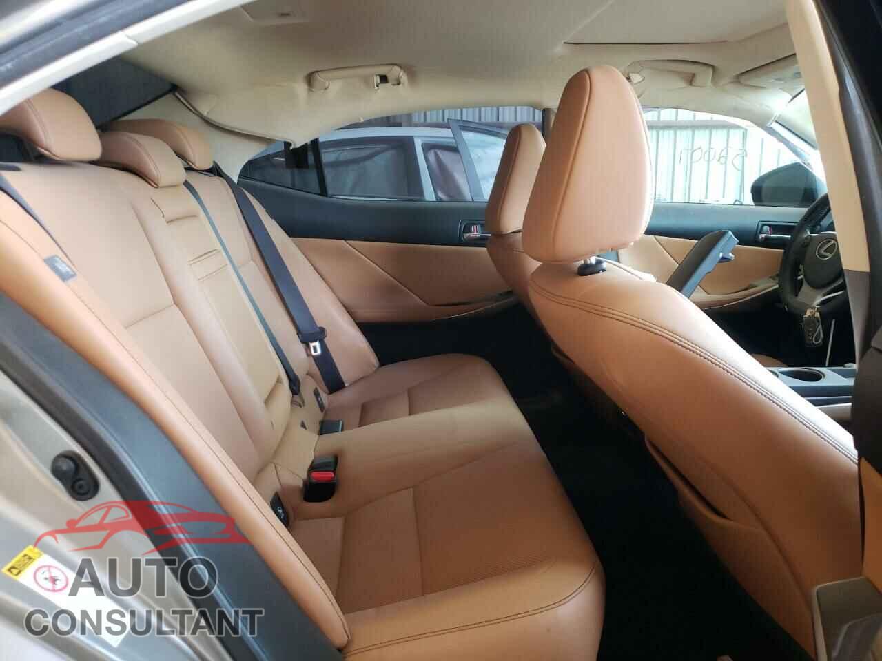 LEXUS IS 2016 - JTHBA1D27G5017431