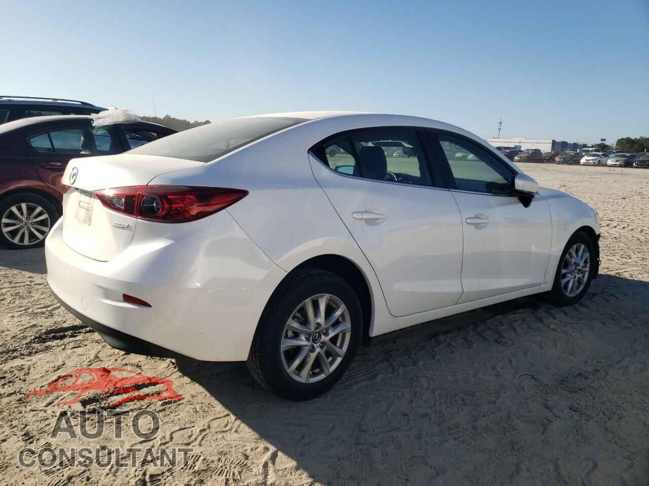 MAZDA 3 2018 - 3MZBN1U74JM173006