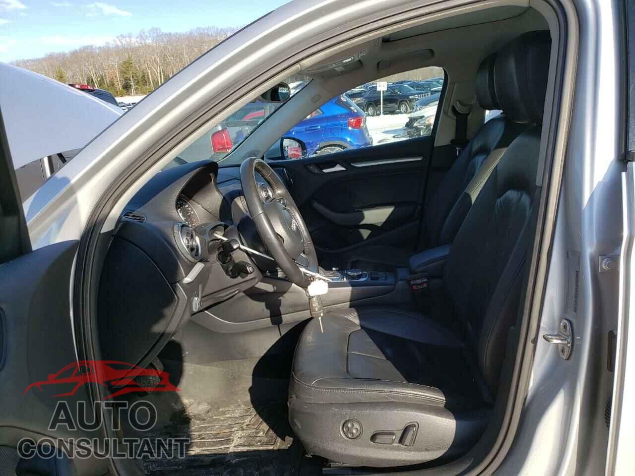 AUDI A3 2015 - WAUBFGFF6F1009555