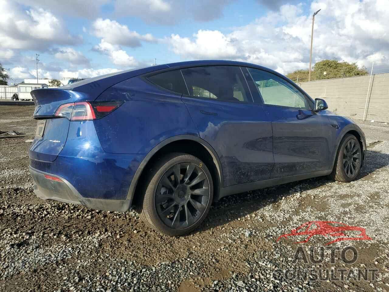 TESLA MODEL Y 2023 - 7SAYGAEE0PF624694