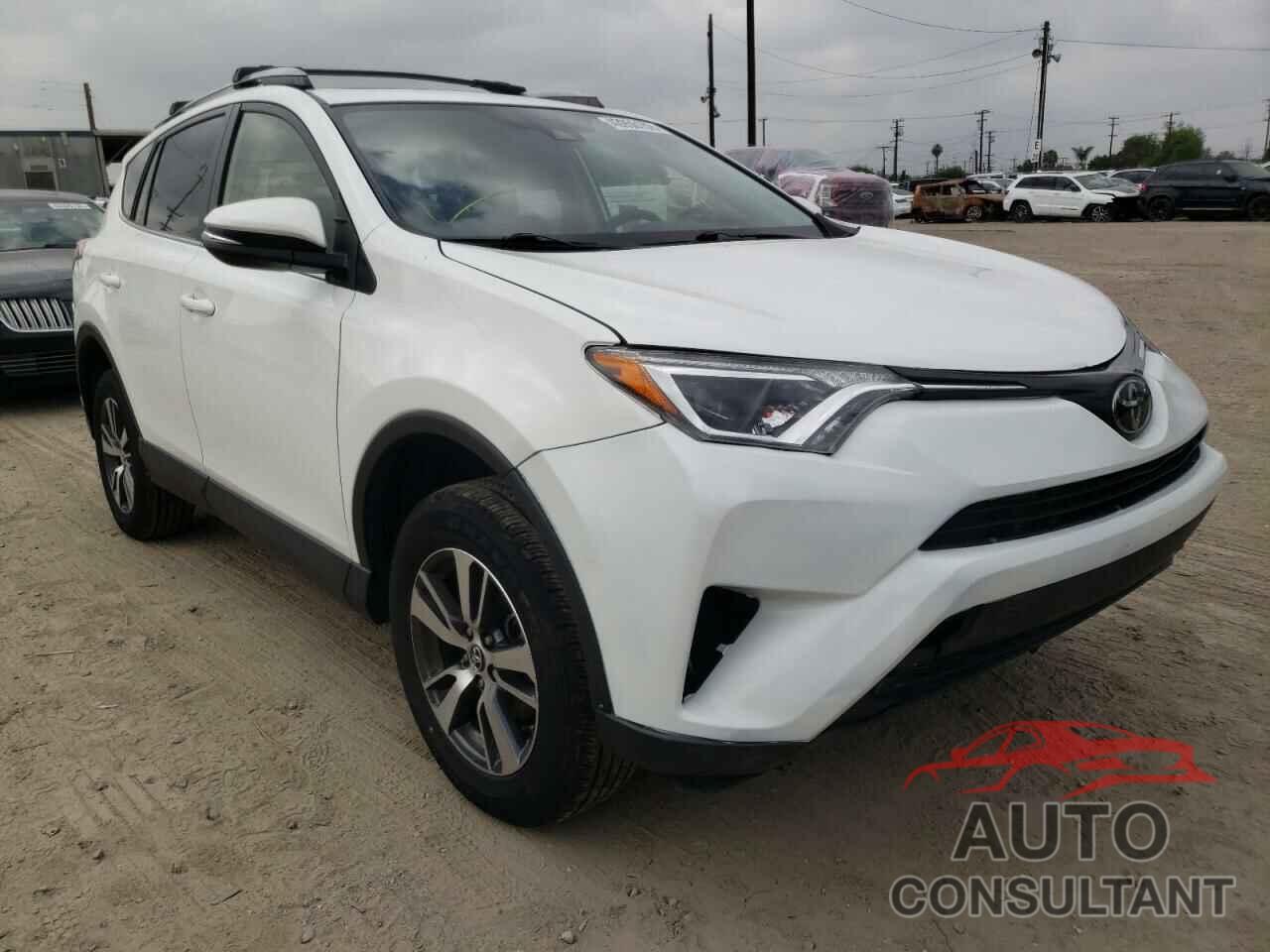 TOYOTA RAV4 2018 - JTMWFREV1JJ194423