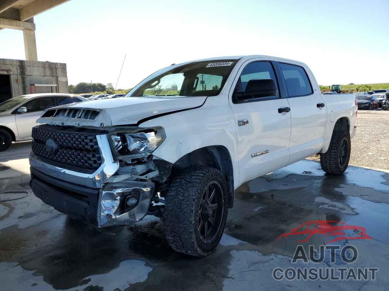 TOYOTA TUNDRA 2018 - 5TFEY5F10JX233476