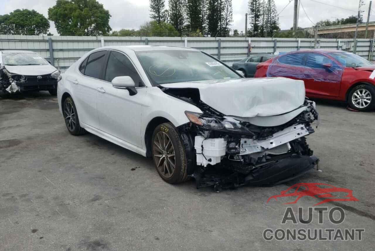 TOYOTA CAMRY 2022 - 4T1G11AK1NU014020