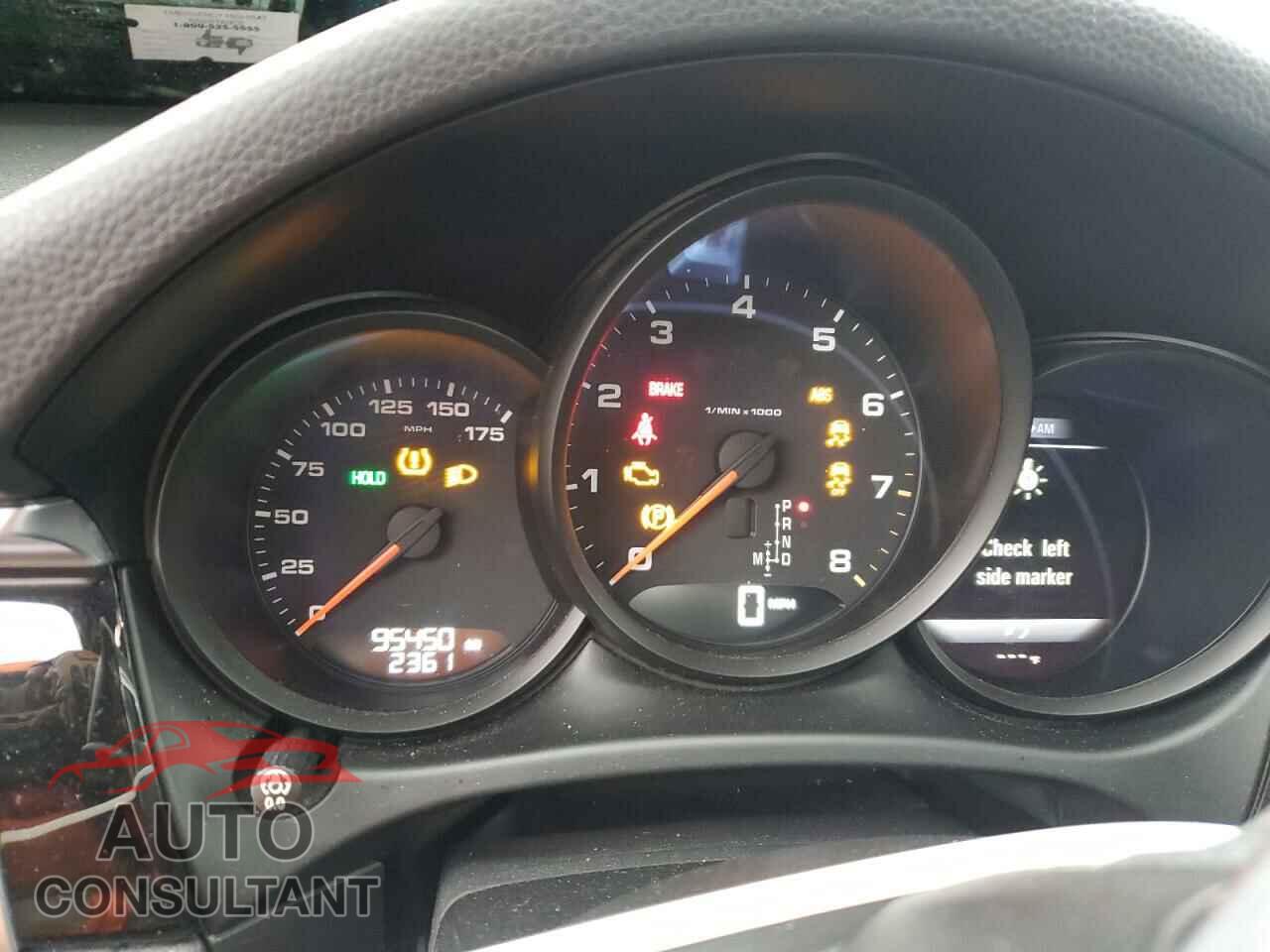 PORSCHE MACAN 2018 - WP1AA2A52JLB18329